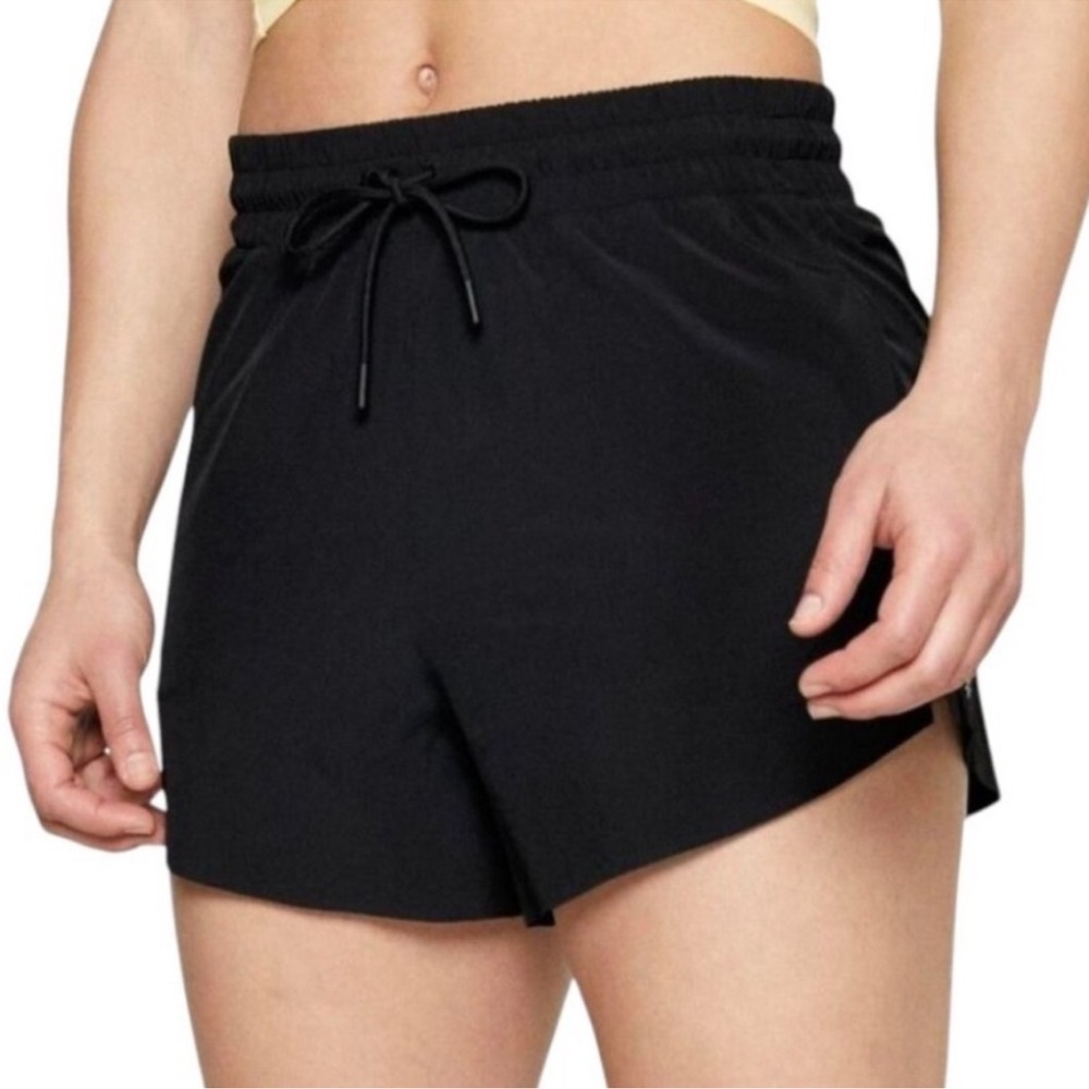 Athleta crossroads shorts